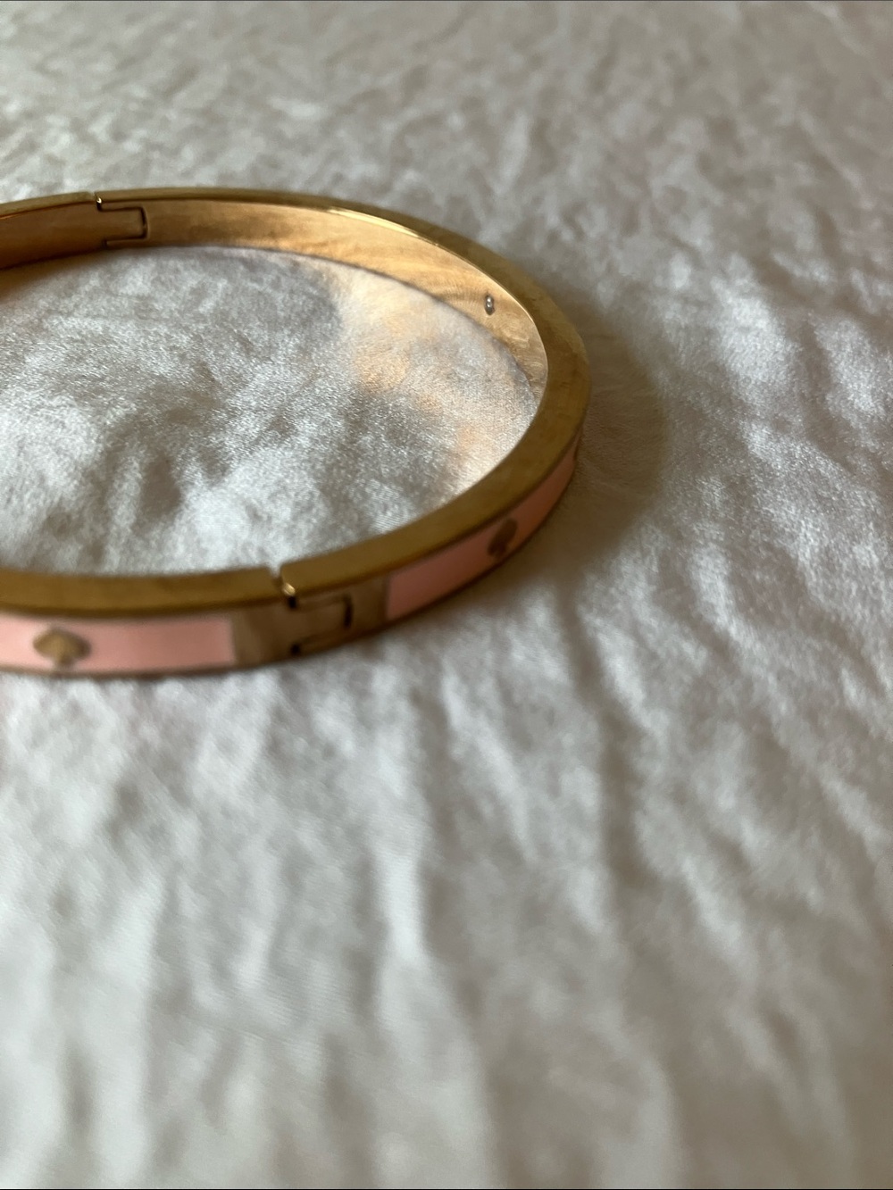 kate spade: Pink Enamel & Rose Gold Spade Motif Bangle Bracelet- Clasp - Picture 6 of 8